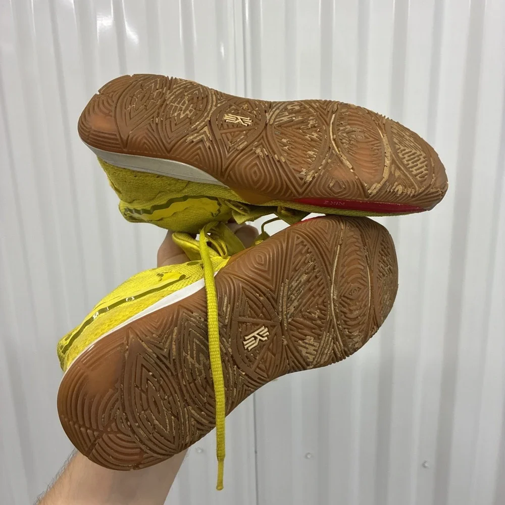 Nike SpongeBob SquarePants x Kyrie 5 SpongeBob RARE - Size 5.5 Y